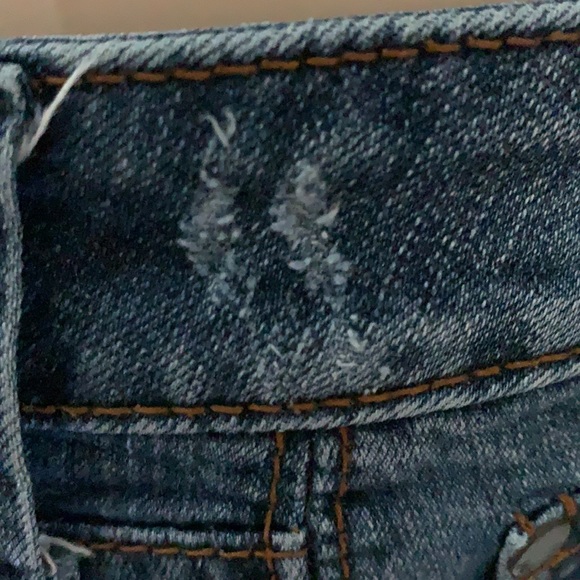 Jean shorts size 1 💙 - Picture 4 of 7